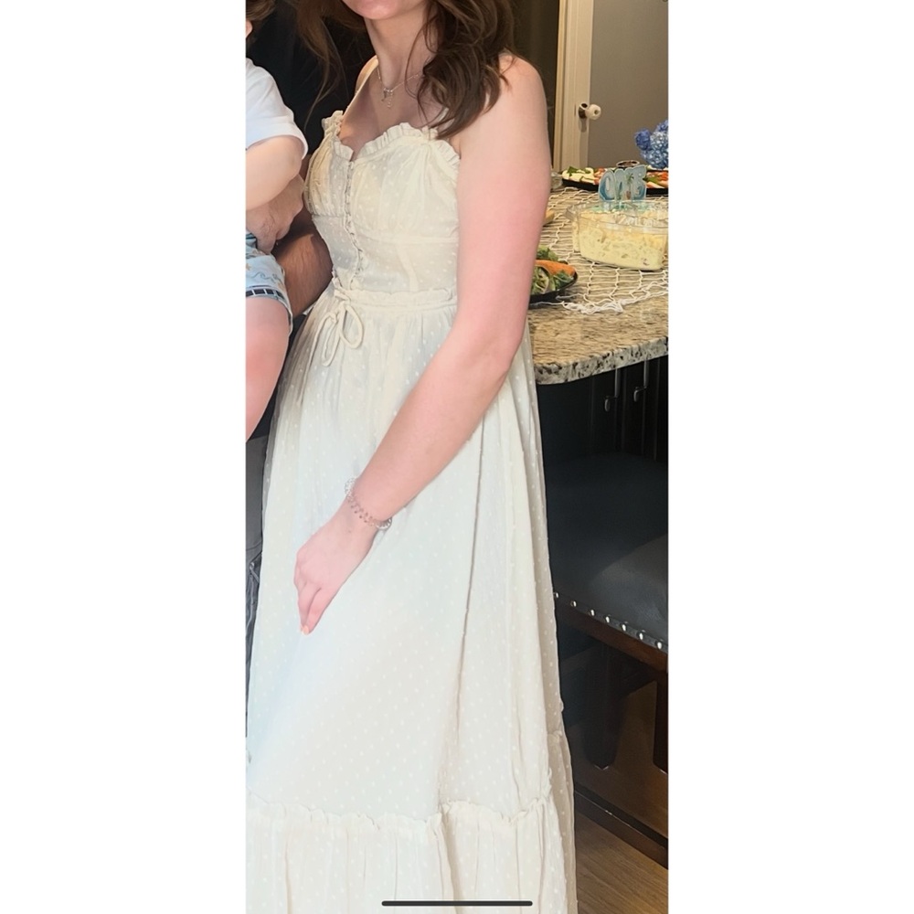 Elegant Cream Maxi Dress